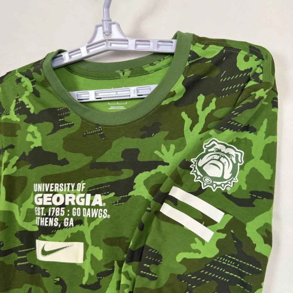 Nike University of Georgia Bulldogs Camo Long Sleeve Tee Green Mens Large